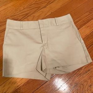 Forever 21 Woman Short